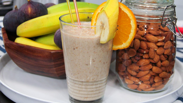 almond-cinnamon-smoothie